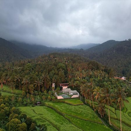 Villa Utopiaku - Munduk Highlands Extérieur photo
